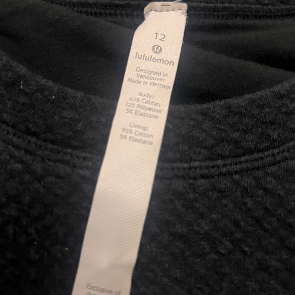 Lululemon athletica front pocket sweater - Picture 3 of 4